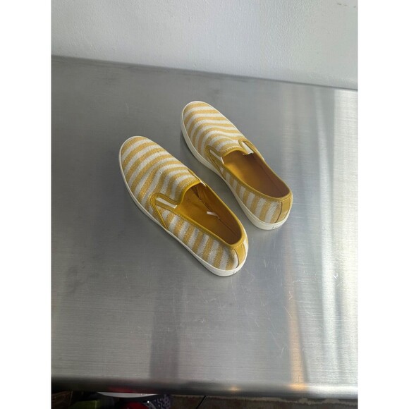 Old Navy Women's Yellow Stripe Canvas Slip On Loafer Sneaker Shoe Size 9 - Picture 7 of 8
